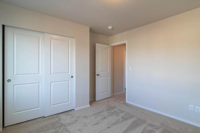Building Photo - 24467 E Feather Ct