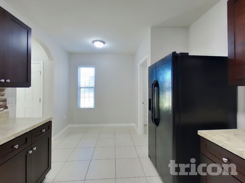 Building Photo - 2508 Valhalla Dr