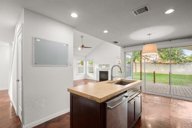 Building Photo - 3407 Sweetgum Trce