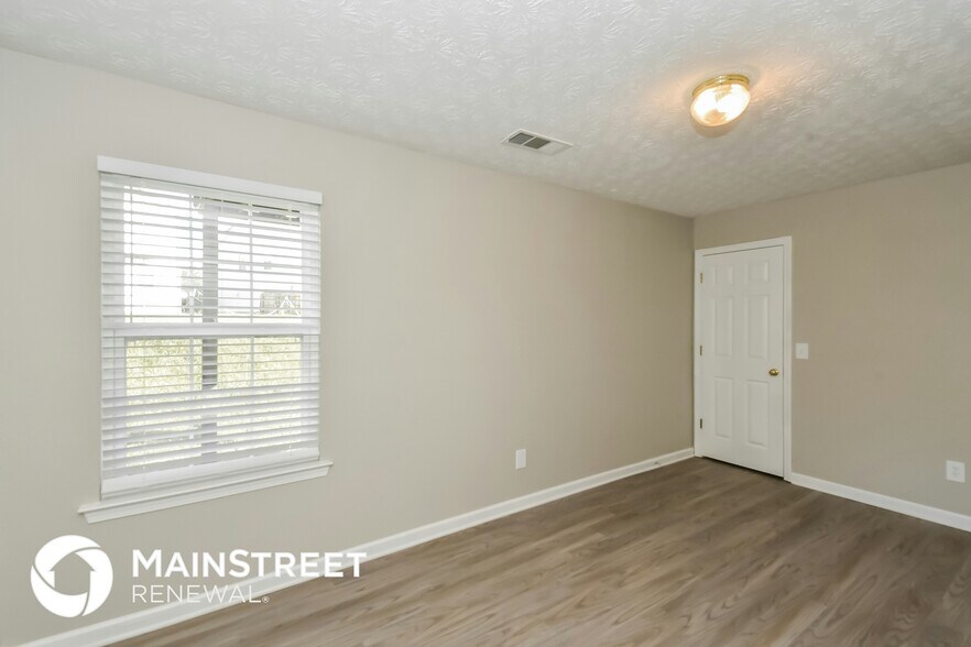 Building Photo - 4107 Robin Cir