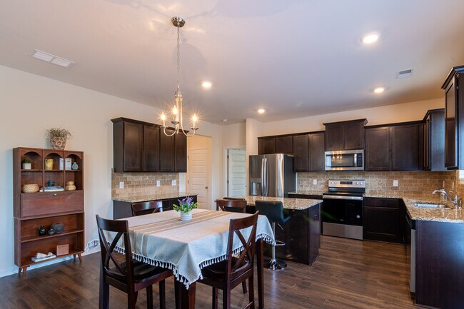 Building Photo - 438 Furlough Dr