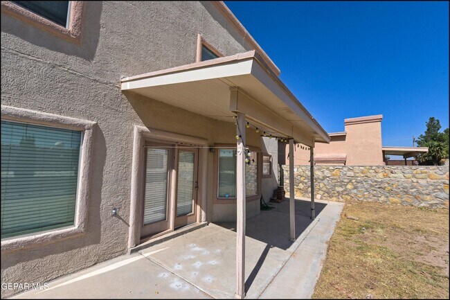 Building Photo - 452 Emerald Pass Ave