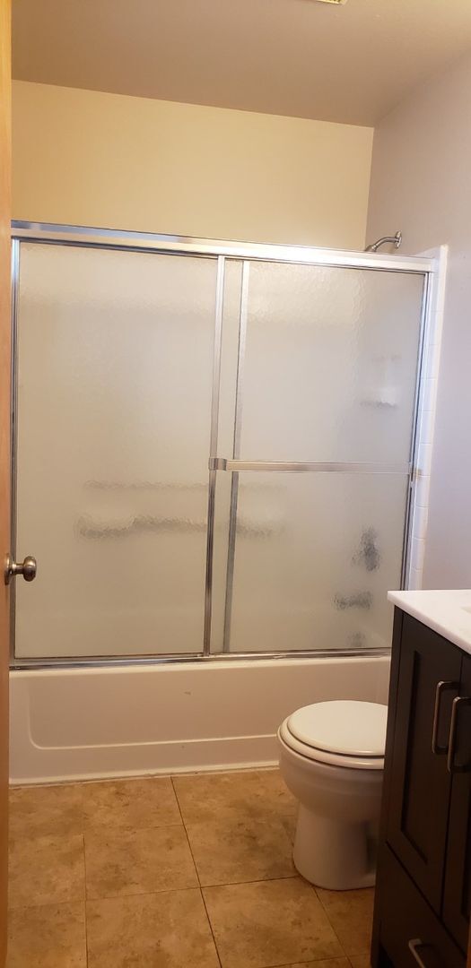 Building Photo - 3431-3433 E. Montgomery Ave