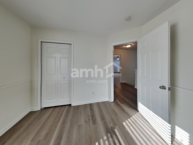 Building Photo - 1019 Green Terra Rd