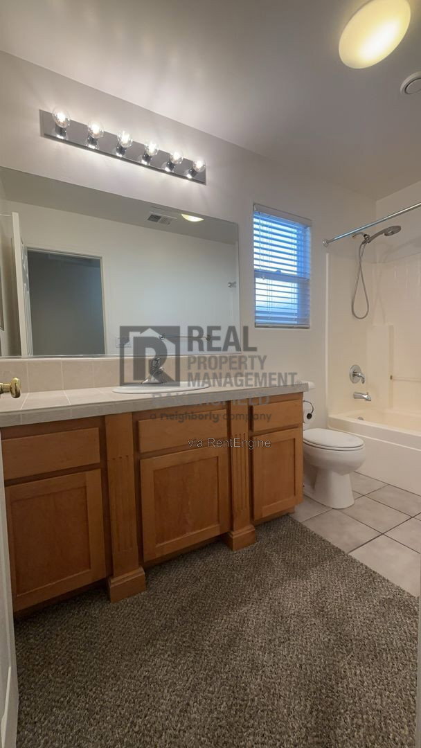 Building Photo - 9913 Pavilion Dr