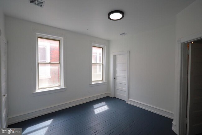 Building Photo - 5321 Baltimore Ave