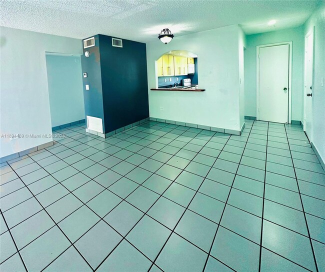 Building Photo - 8101 SW 73rd Ave