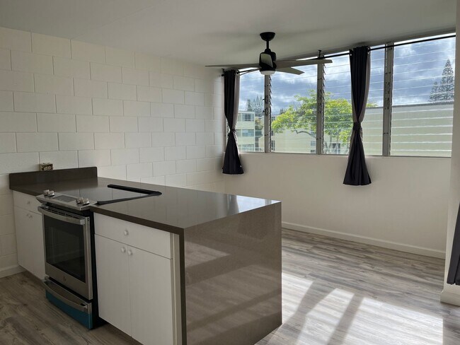 Building Photo - Mililani Area - Nahoa apts 2 bedrooms, 1 bath unit with 1 parking - Avail 4/1/26