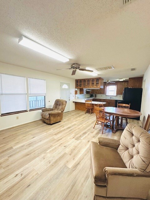 Building Photo - 308 A St