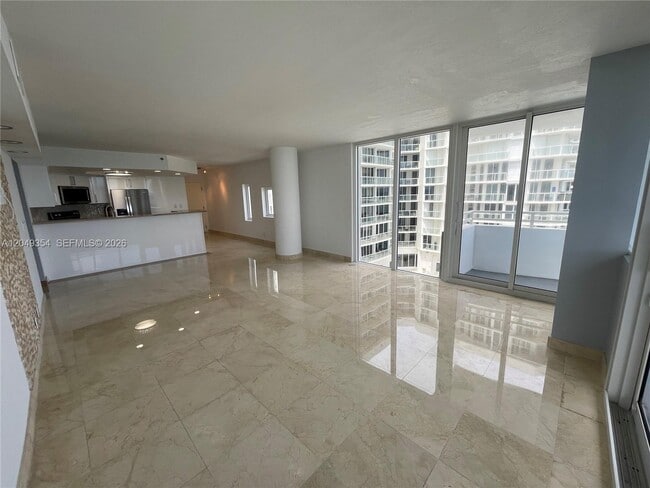 Building Photo - 8911 Collins Ave