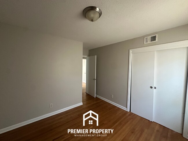 Building Photo - 5218 Fernleaf Ave