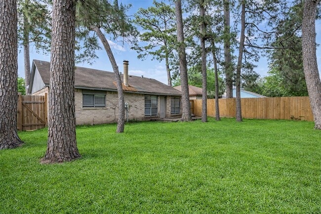 Building Photo - 4830 Hickorygate Dr