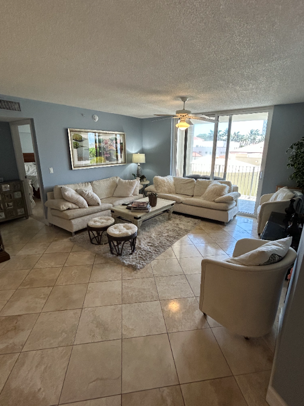 Building Photo - 3606 S Ocean Blvd