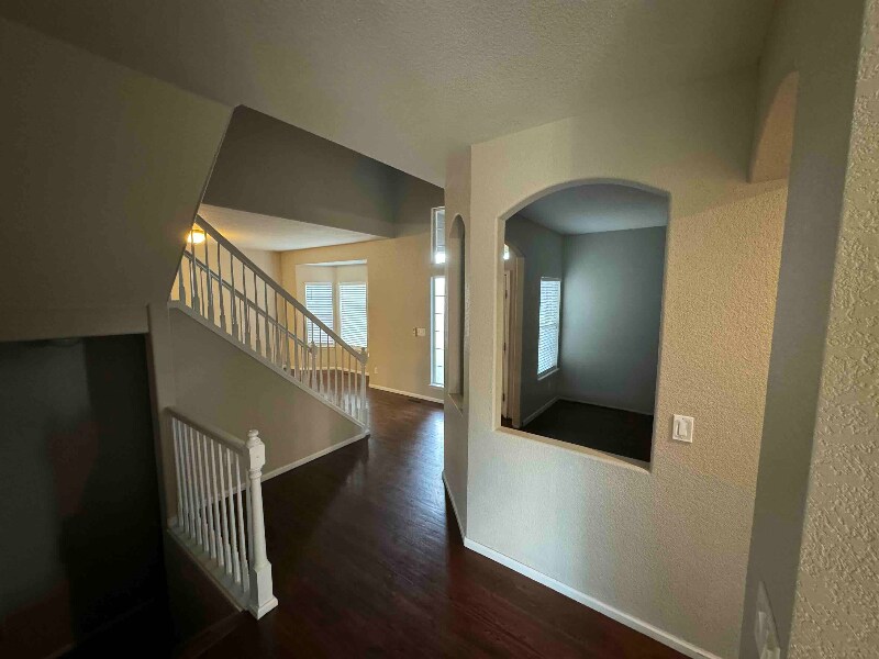 Building Photo - 4046 Stampede Dr