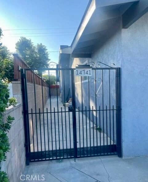 Building Photo - 14741 Gandesa Rd