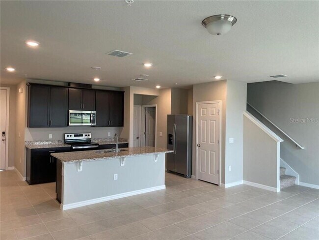 Building Photo - Amazing energy-efficient townhome for rent!