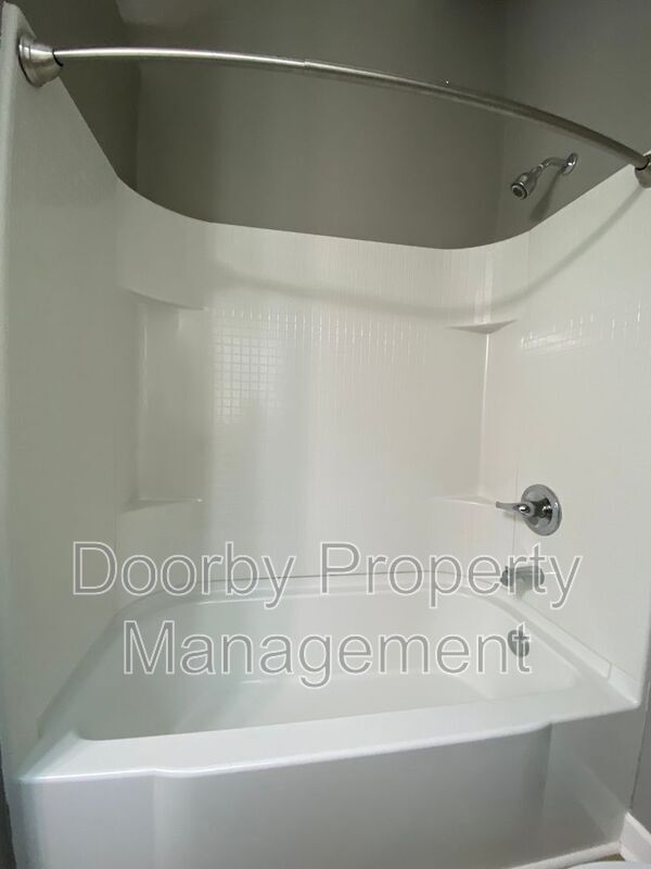 Building Photo - 1119 Pierce St