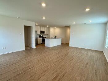 Building Photo - 2013 Paper Birch Pl