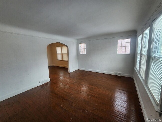 Building Photo - 16723 Asbury Park