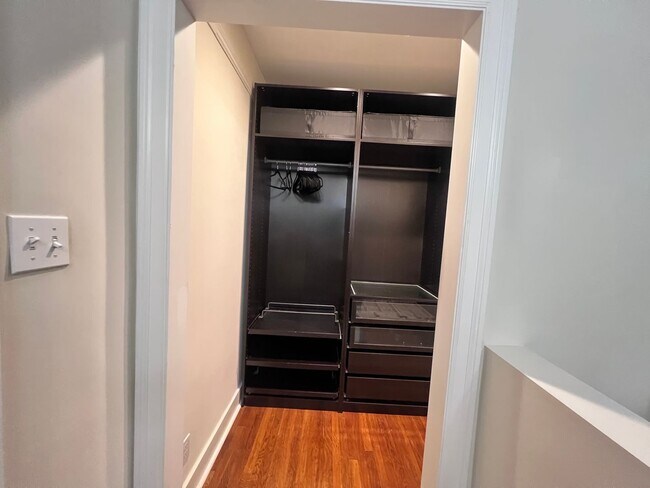 Building Photo - $500 MOVE IN SPECIAL!!! Fully Updated Home in San Leandro Available for Rent!!