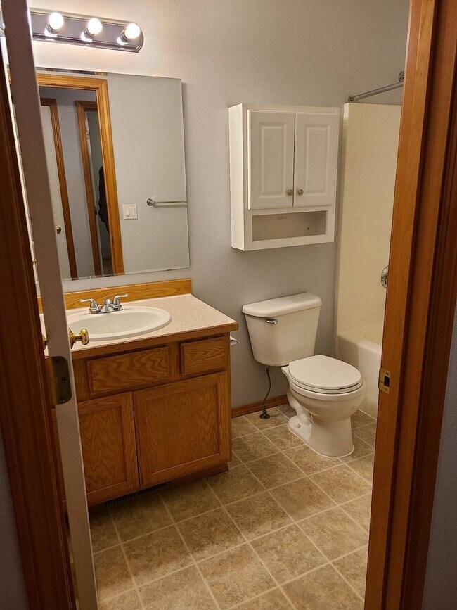 Building Photo - 5027 W Lemonwood Ln