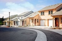 Building Photo - 80 Blackbird Cir