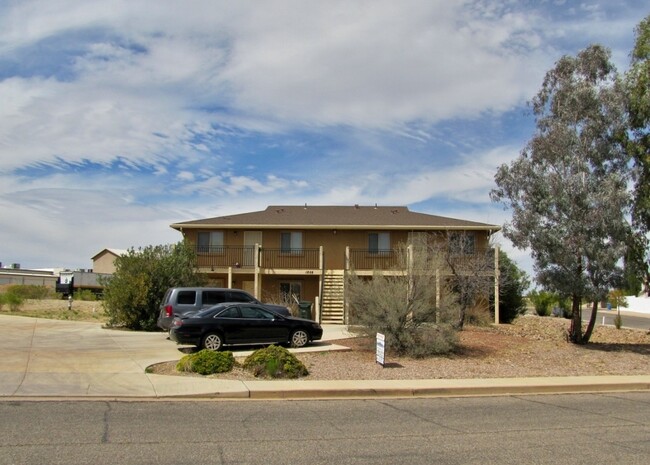 Building Photo - 2BR/2BA, 1024 sq.ft. condo in Sierra Vista...