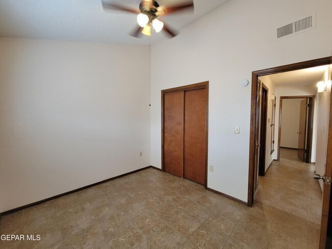 Building Photo - 11340 Lake Nasser Dr