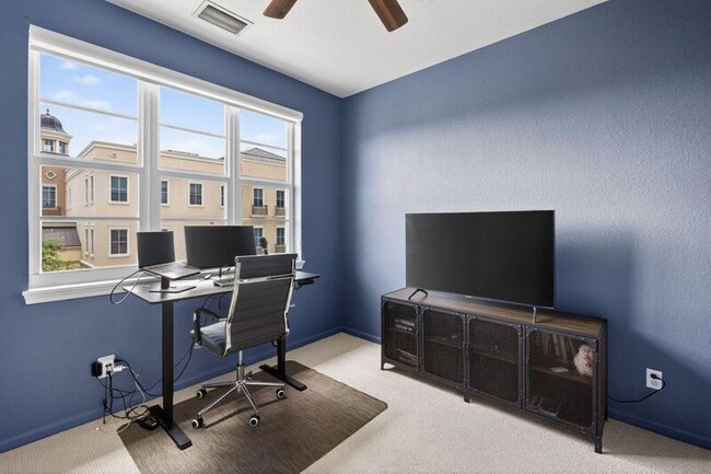 Building Photo - 150 Cat Rock Ln