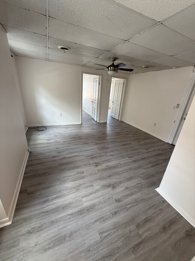 Building Photo - 117 S 22nd St