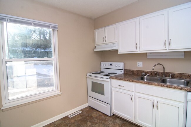 Interior Photo - Whispering Pines Townhomes