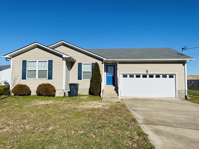 Primary Photo - Charming ranch home.