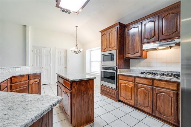 Building Photo - 1316 Lochness Dr