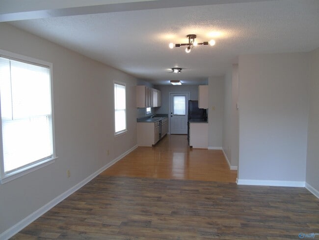 Building Photo - 1503 Rison Ave NE