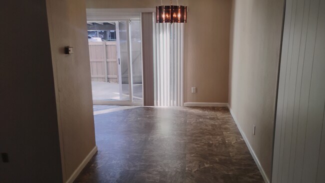 Building Photo - 8732 Woodman Way