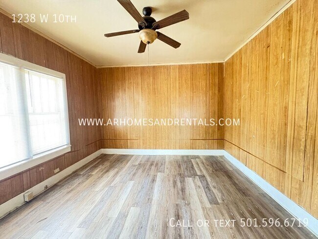 Building Photo - 1238 W 10th-