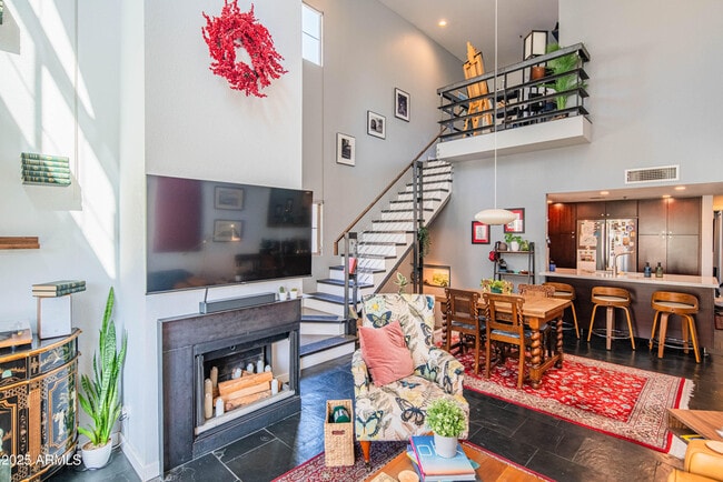 Building Photo - 100 E Fillmore St