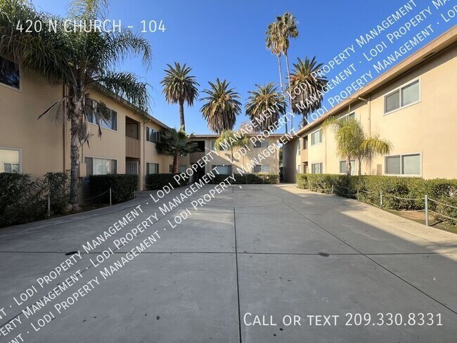 Building Photo - 420 N Church St