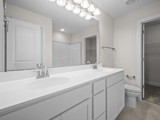 Building Photo - Welcome to Verrazzano Lane!