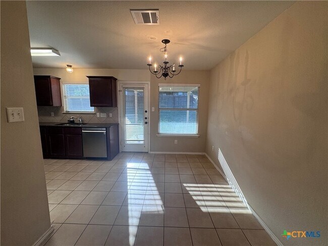 Building Photo - 5200 Lions Gate Ln