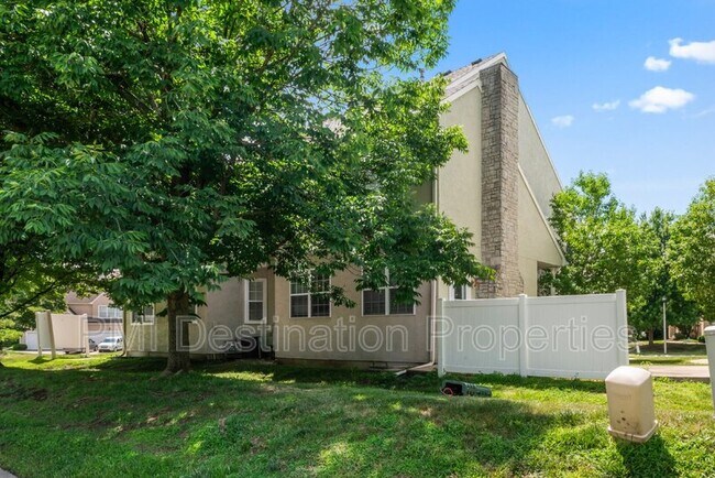 Building Photo - 9225 Boehm Dr