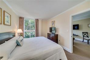 Building Photo - 2951 S Bayshore Dr