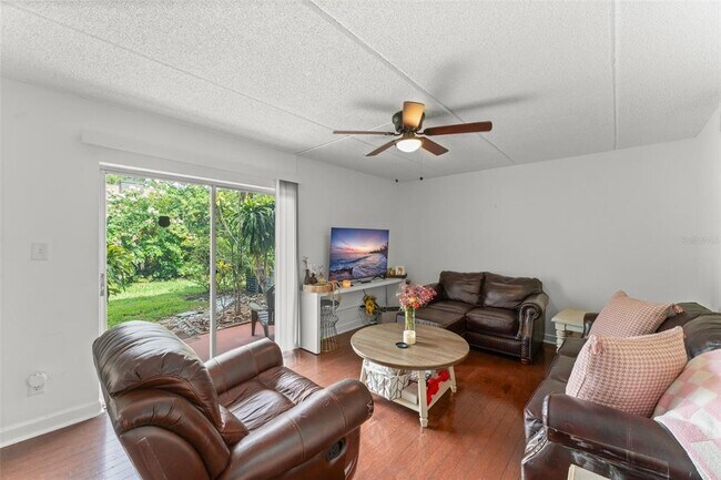 Building Photo - 225 Lewfield Cir