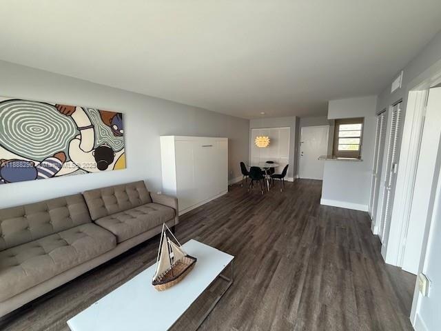 Building Photo - 1615 Meridian Ave