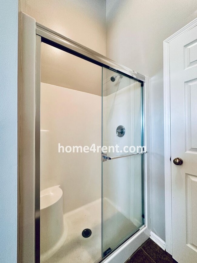 Building Photo - Gorgeous, Updated Home w/ Granite Counters and Wood Floors in Kitchen, Walkout Finished Basement!