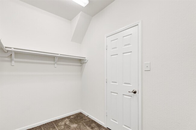 Building Photo - 15334 Rosehill Summit Ln