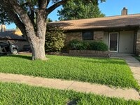 Building Photo - 2320 Aquaduct Dr