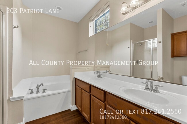 Building Photo - 203 Patriot Ln