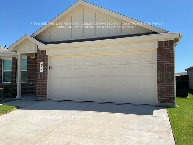 Building Photo - 934 Carrick Dr