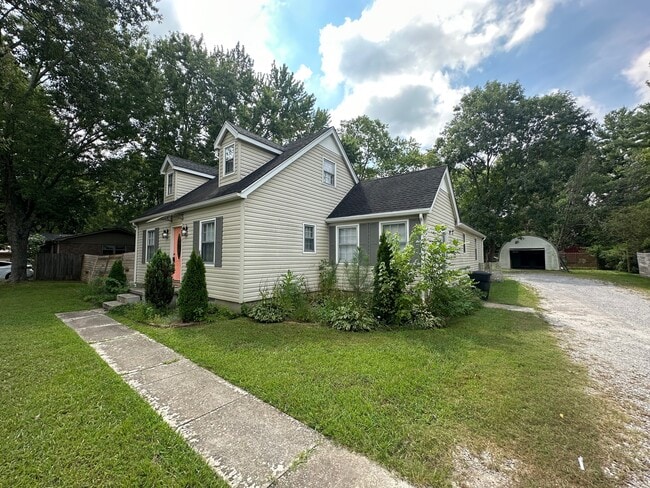 Building Photo - 510 Layne St